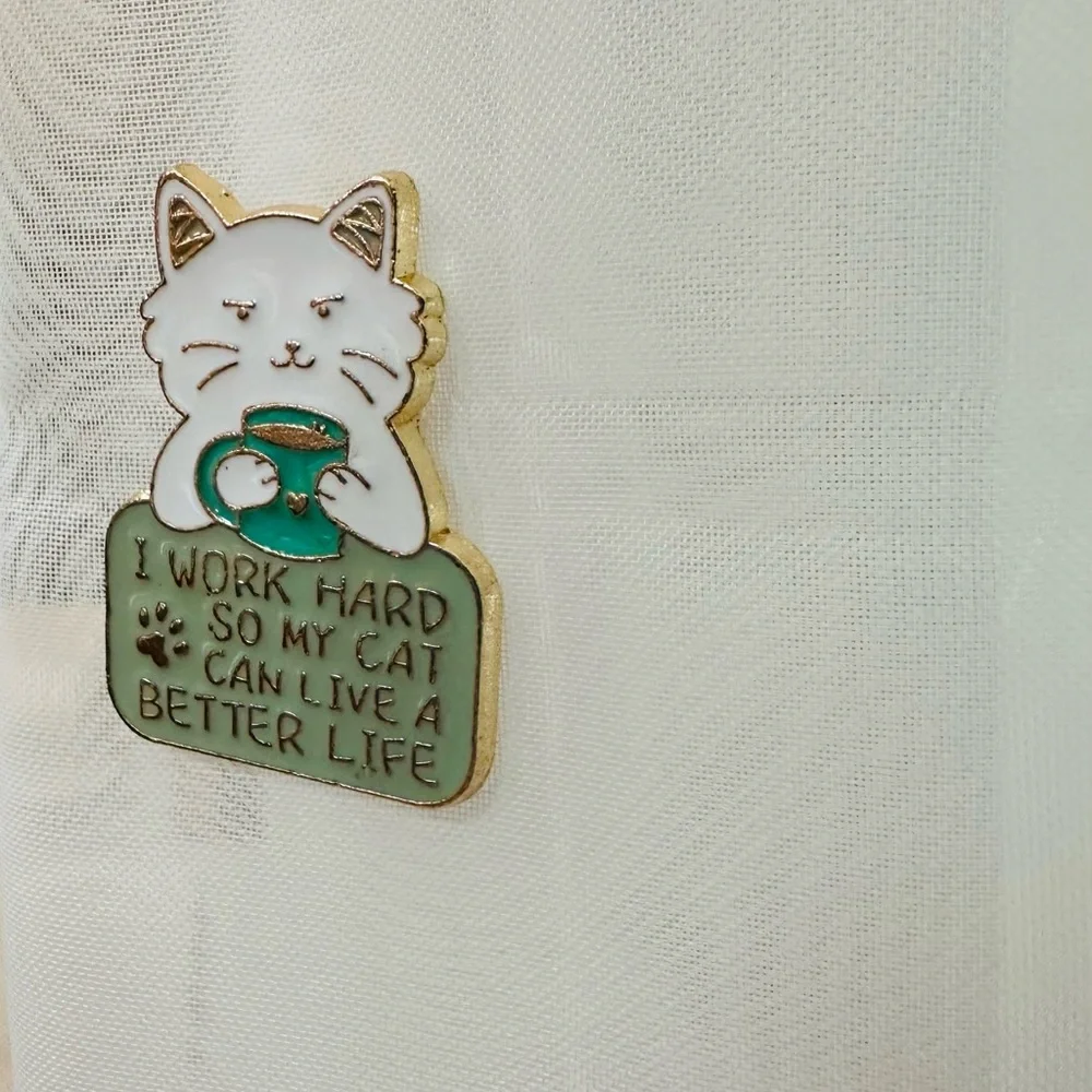 Cat Enamel Pin - Picture 2 of 3